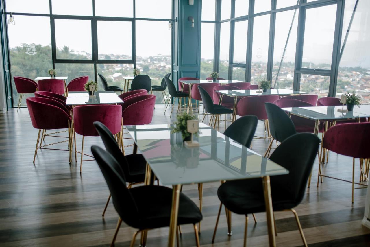 The Bountie Hotel And Convention Centre Sukabumi Eksteriør billede