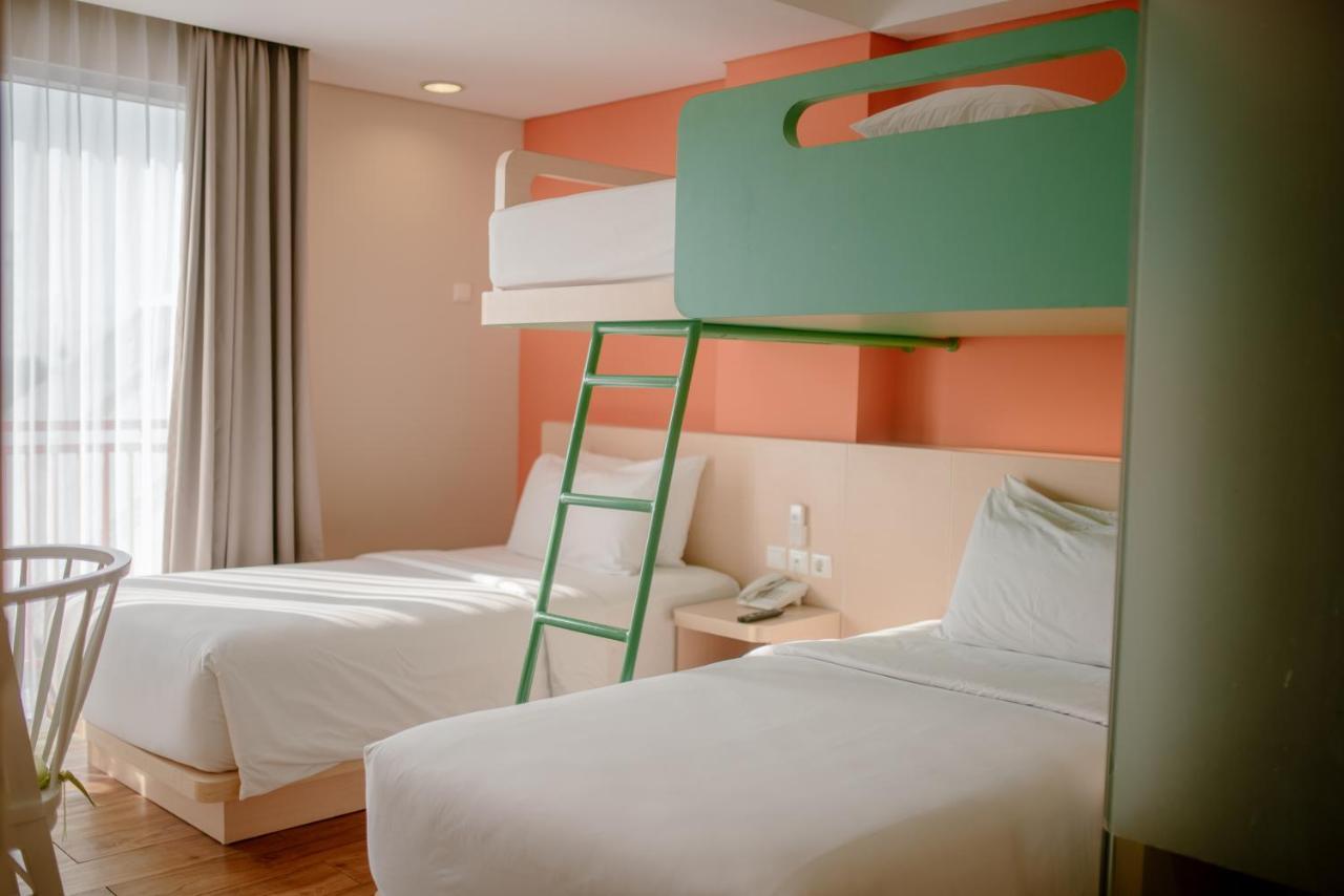 The Bountie Hotel And Convention Centre Sukabumi Eksteriør billede