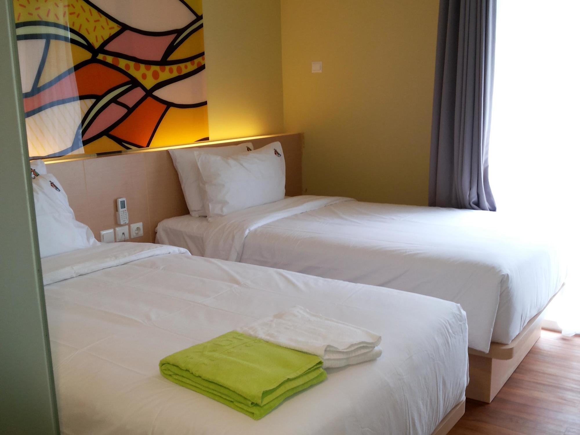 The Bountie Hotel And Convention Centre Sukabumi Eksteriør billede