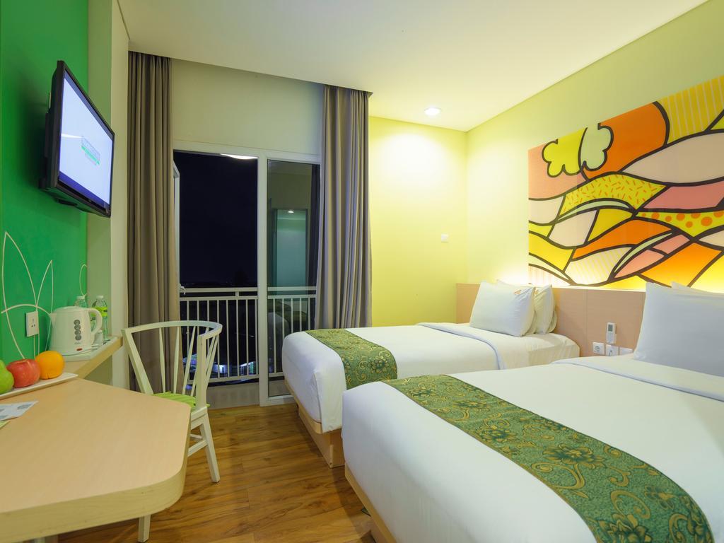 The Bountie Hotel And Convention Centre Sukabumi Eksteriør billede